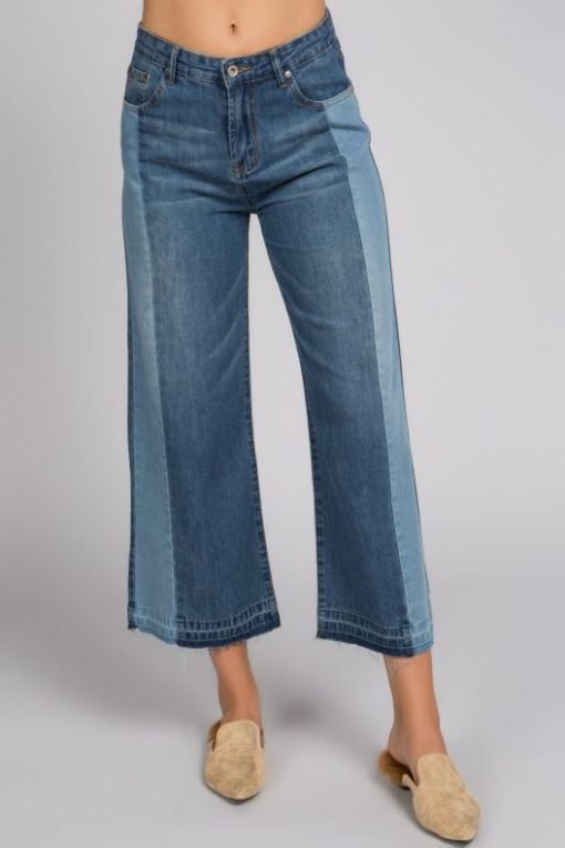 Wide-Legged Jeans With Side Panels - Image 3